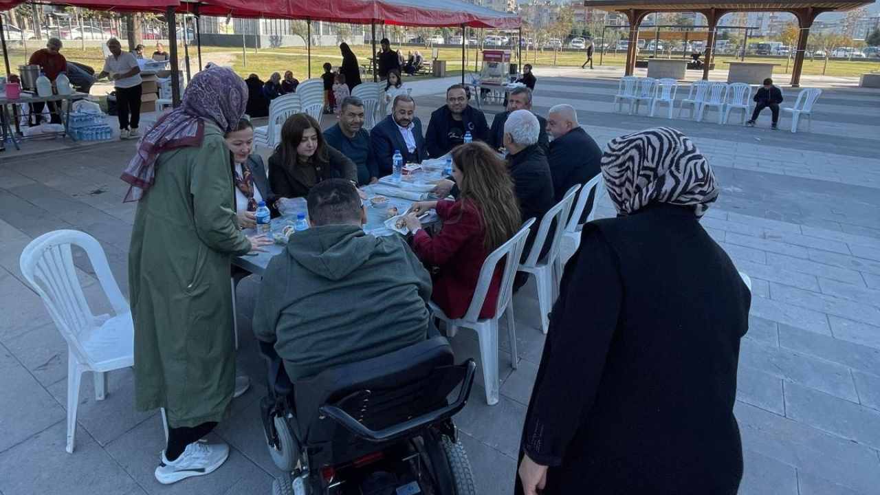 Chp Heyeti Ve Osmaniyeliler Eray’ı Yalnız Bırakmadı (4)