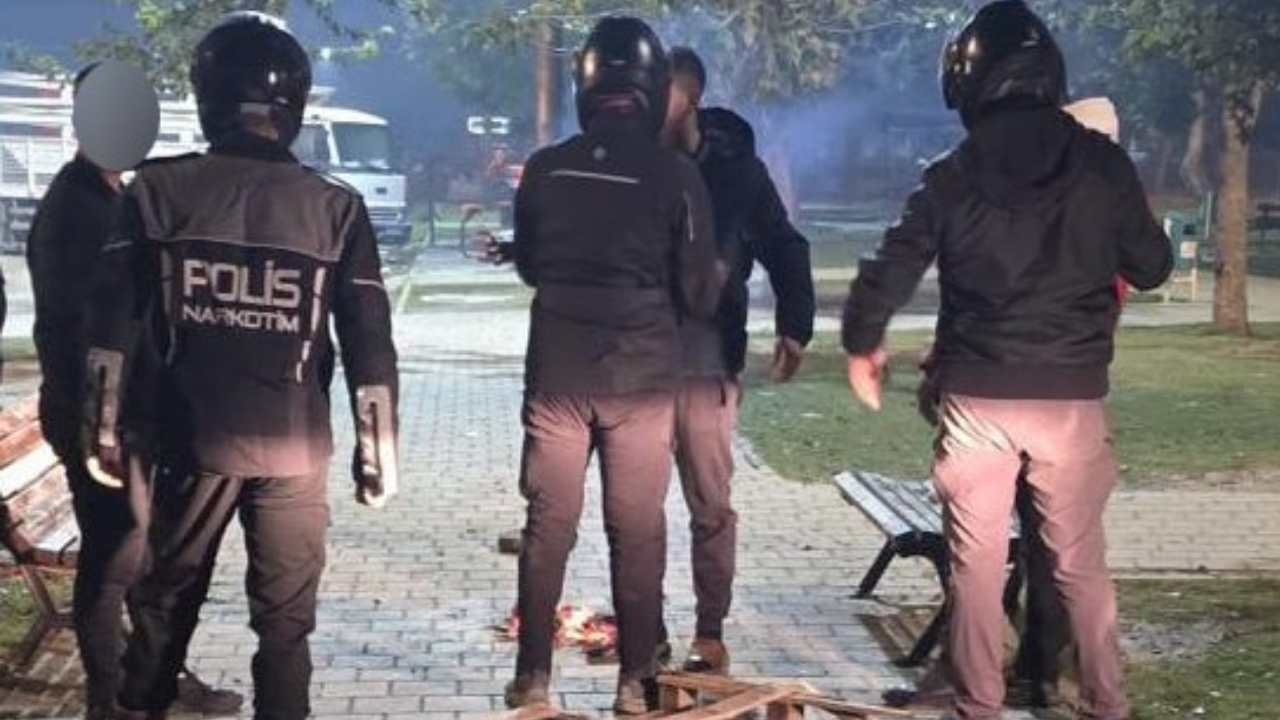 Denetimler Sıklaştı, Park Ve Sokaklarda Suçüstü Yakalandılar (2)-2