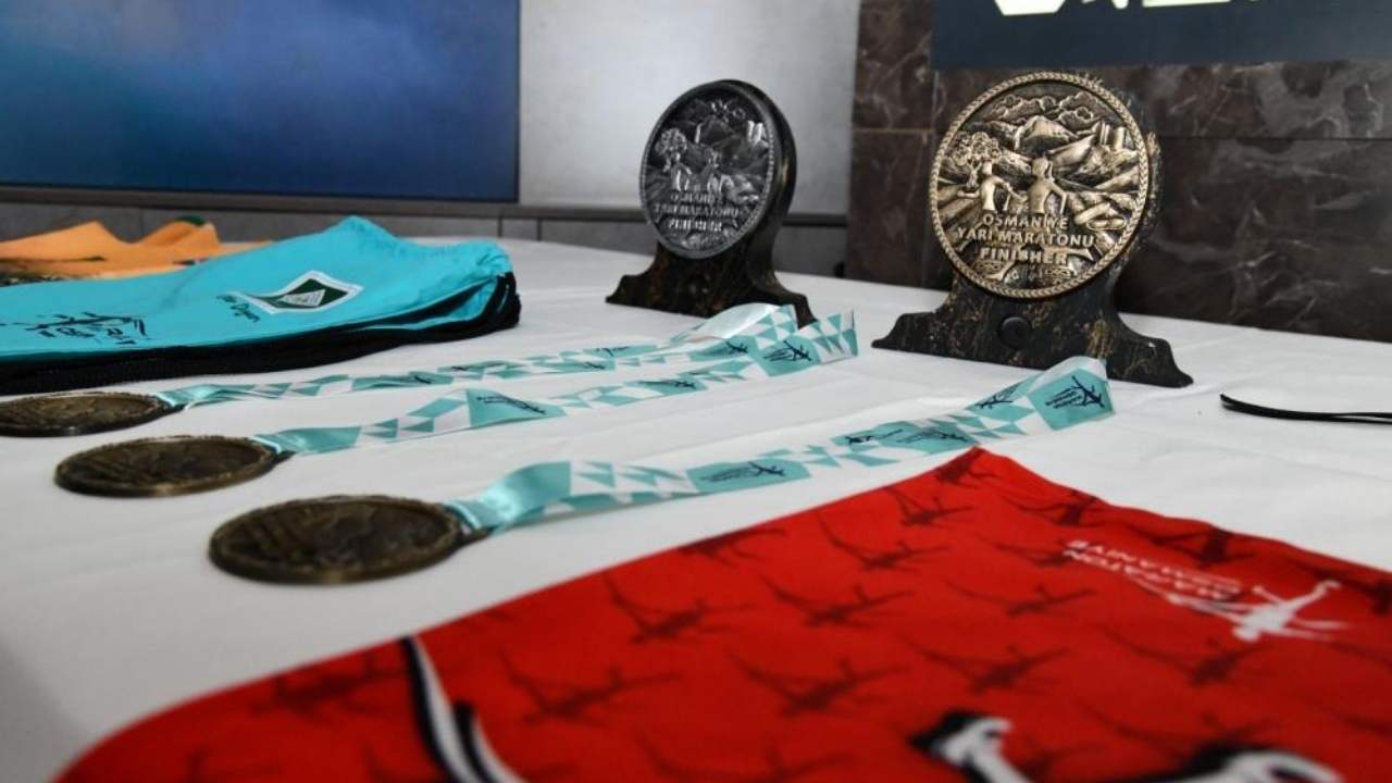 Enkazdan Maratona! Osmaniye, Sokaklarında Umudu Koşacak (3)