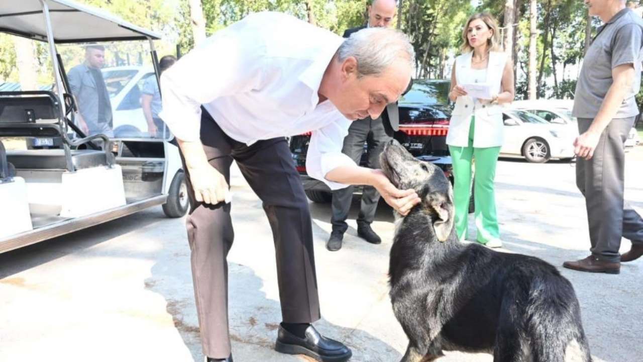 Gece Yarısı Akaryakıt İstasyonunda Dehşet Belediye Ekiplerine Bıçaklı Pusu! (1)