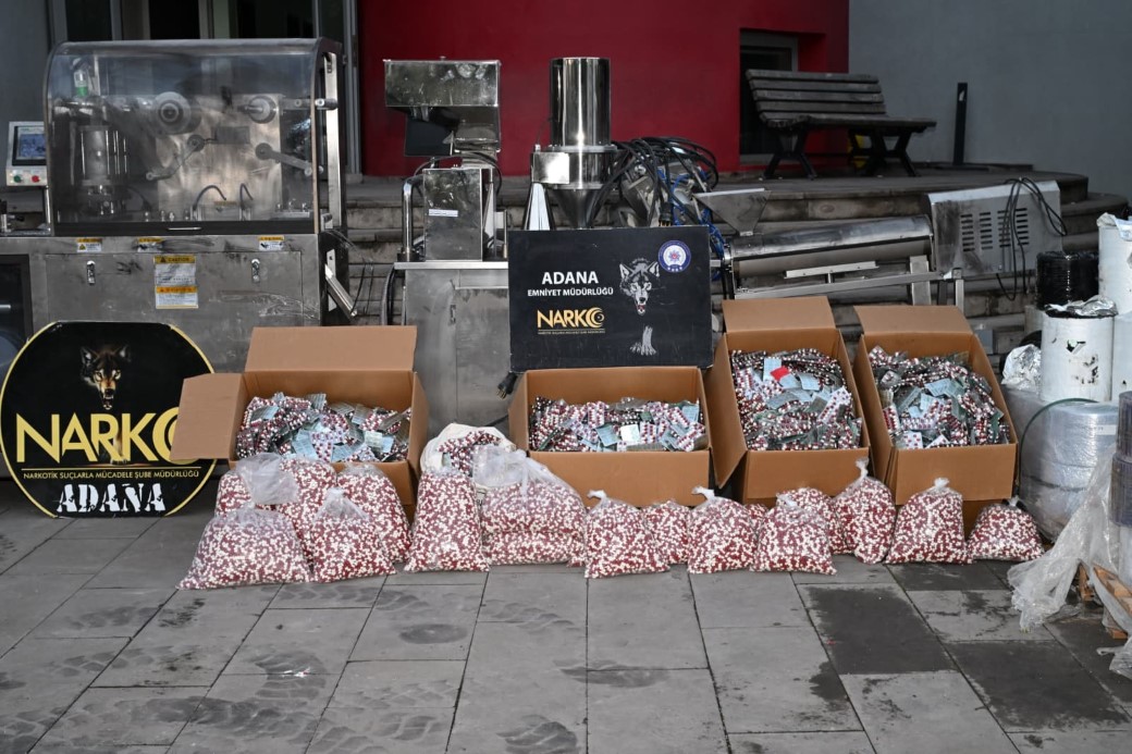 Geri Dönüşüm Merkezini Bile Uyuşturucu Üretim Üssüne Çevirmişler.