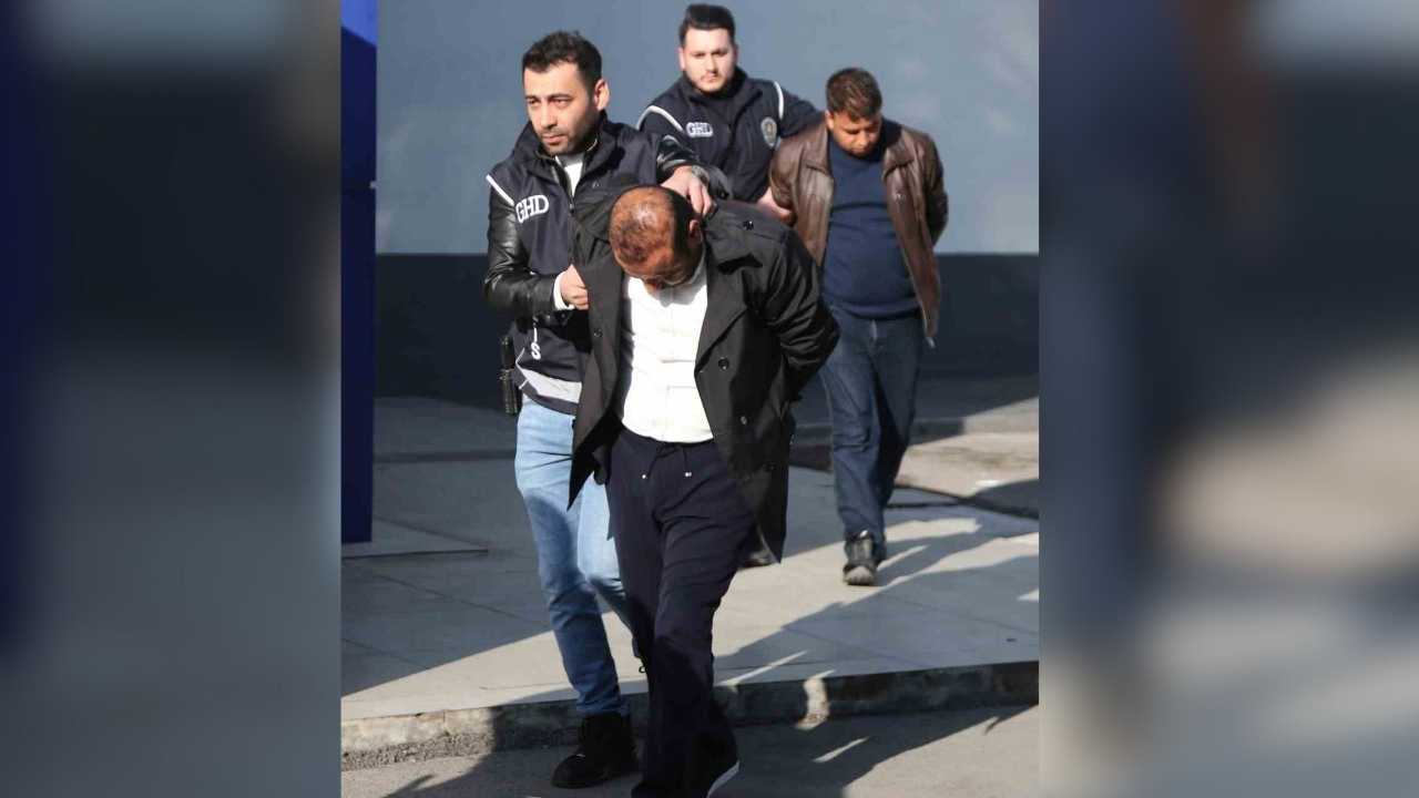 Göçmen Kaçakçıları Çökertildi Kişi Başı 4 Bin Dolar Alıyorlardı (2)