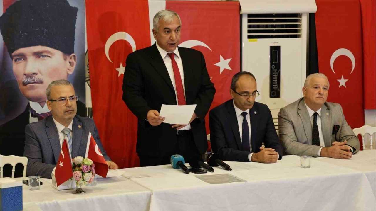 İl Kongresi Sonrası Parti Içinde Istifa Depremi (1)