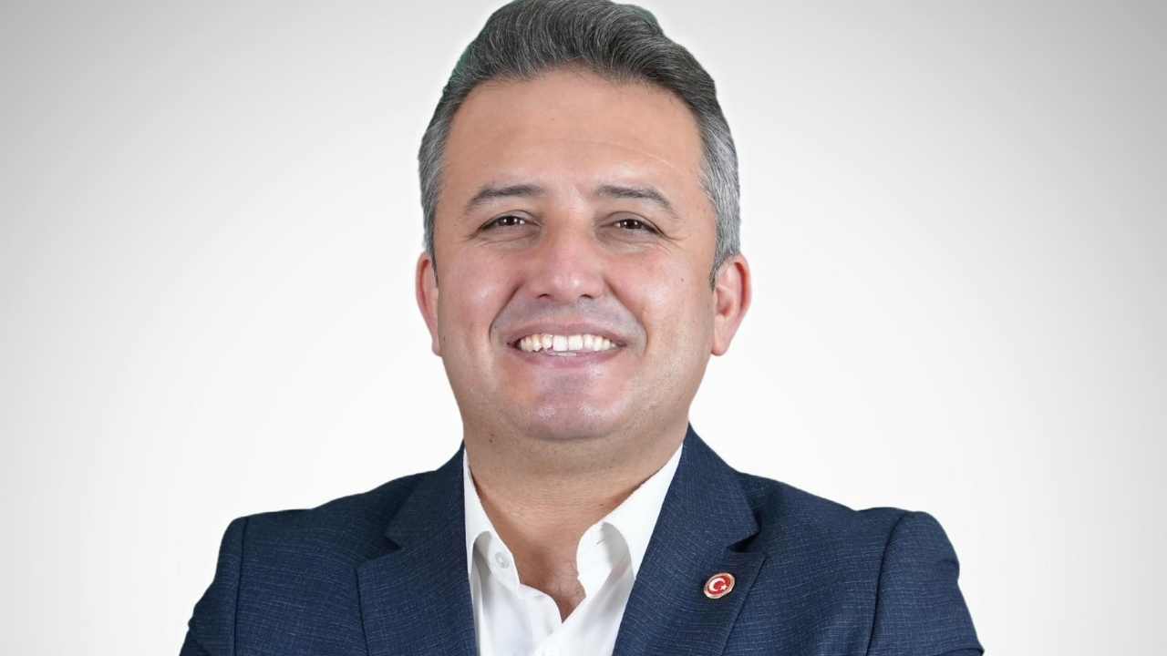 İstanbul Bağimsiz Mi̇lletveki̇li̇ İsa Mesi̇h Şahi̇n’den Çarpici Açiklama (3)