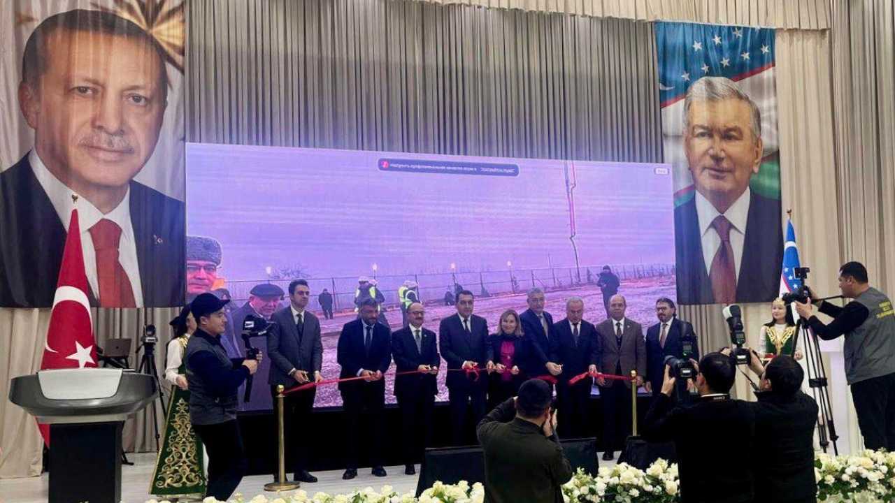 Mücahit Durmuşoğlu Özbekistan’daki Dev Projenin Temel Atma Törenine Katıldı (1)