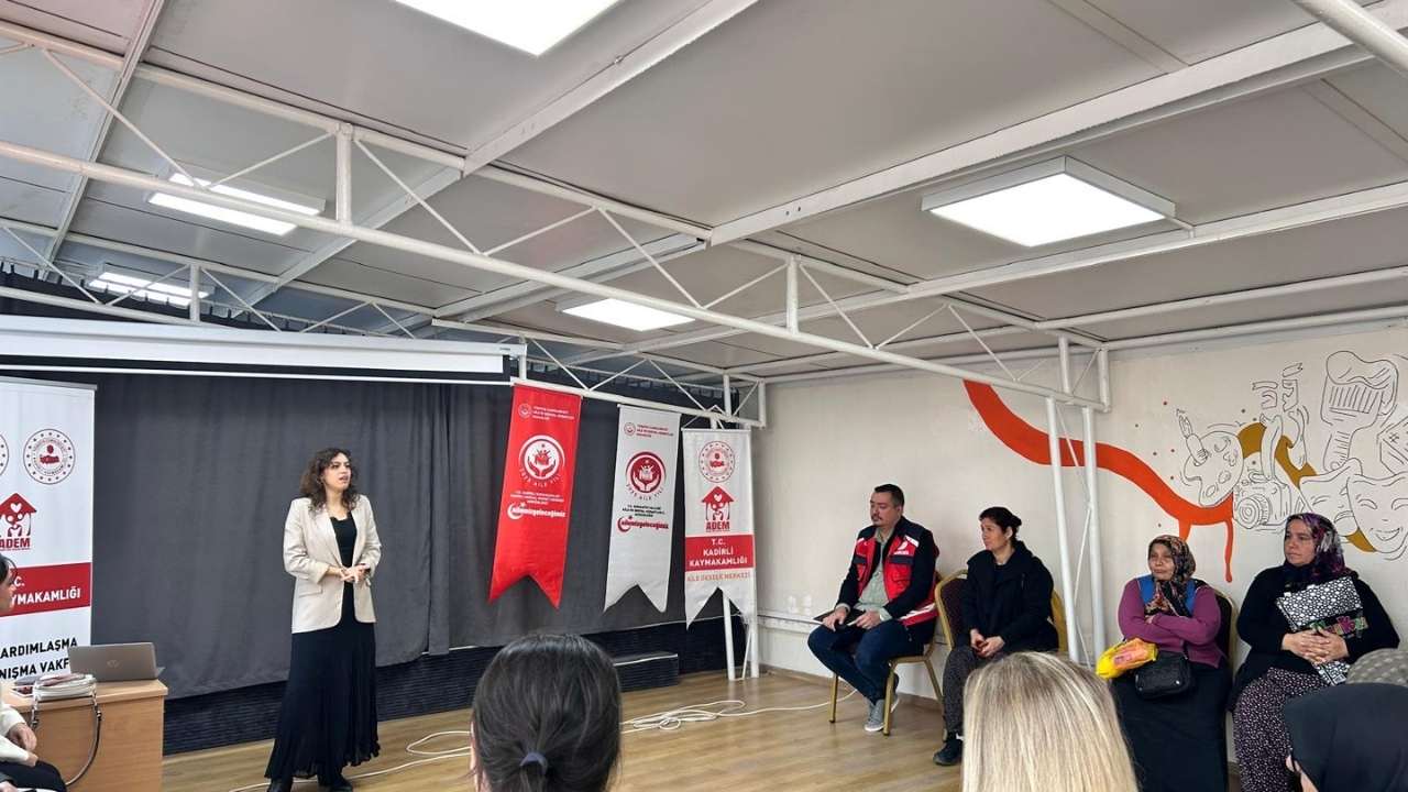 Osmaniye Barosu Ve Shm İşbirliğiyle Kadirli Adem Personeline İnsan Hakları Eğitimi (1)