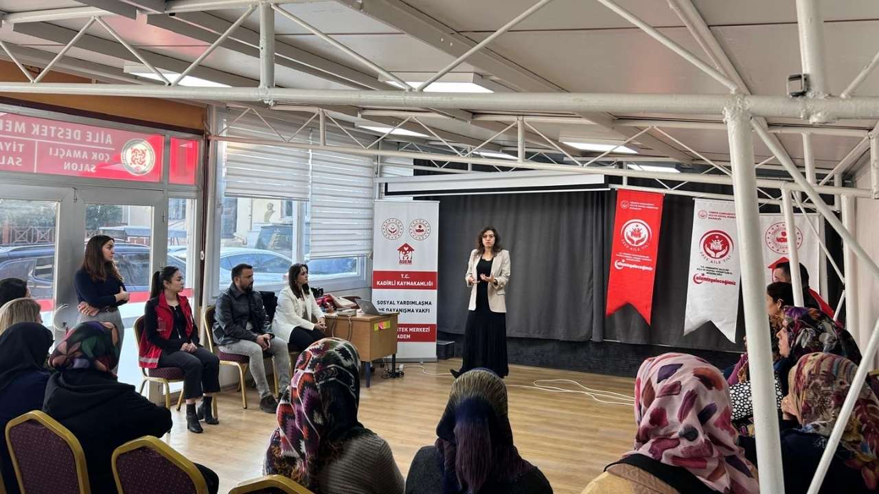 Osmaniye Barosu Ve Shm İşbirliğiyle Kadirli Adem Personeline İnsan Hakları Eğitimi (3)