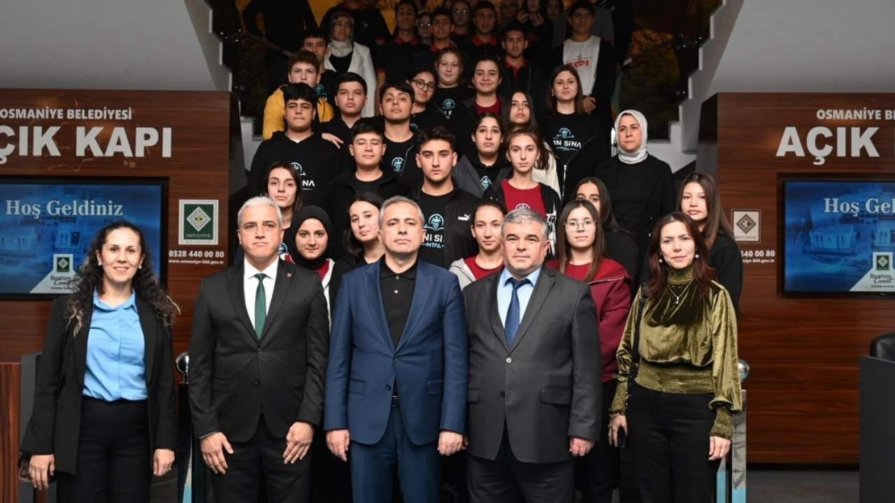 Osmaniye Belediyesi’nden Okullarla “Çevre Temizlik Protokolü” İş Birliği (1)