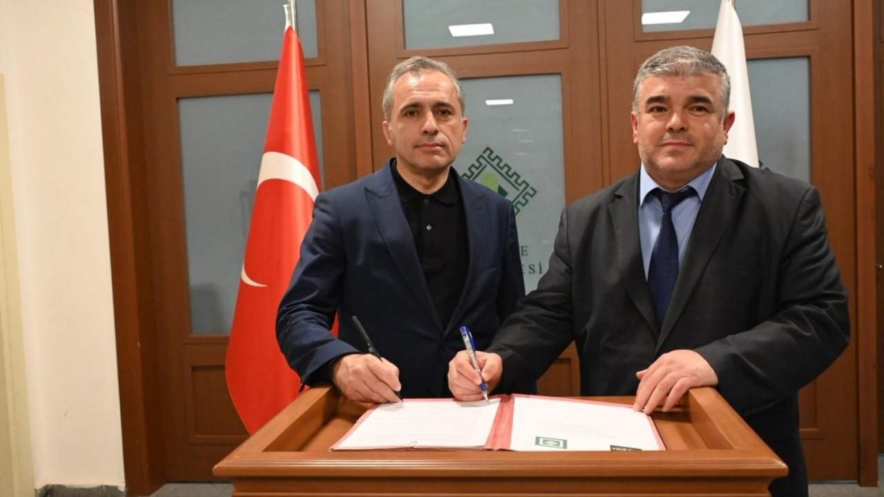 Osmaniye Belediyesi’nden Okullarla “Çevre Temizlik Protokolü” İş Birliği (3)