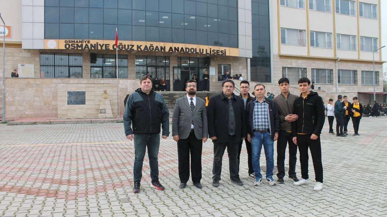 Osmaniye Oğuz Kağan Anadolu Lisesi'nde Sıcak Çorba İkramı (3)