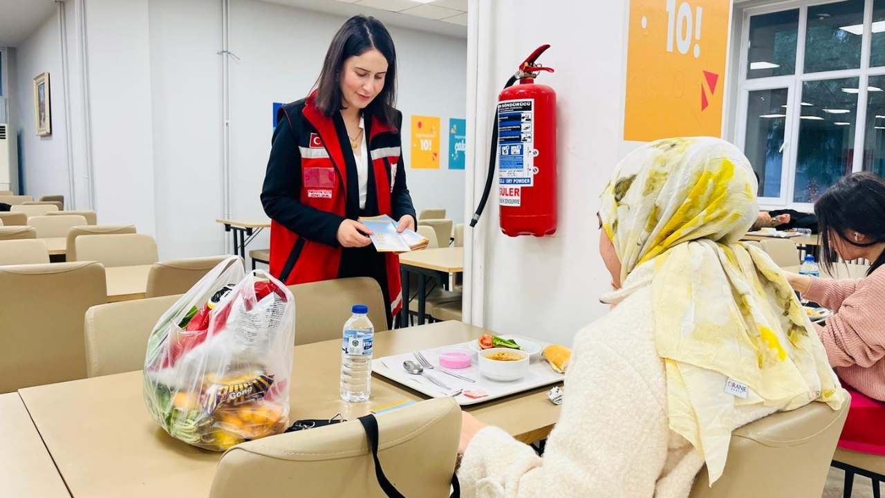 Osmaniye Şöni̇m’den Yurt Öğrencilerine Şiddetle Mücadele Eğitimi (1)
