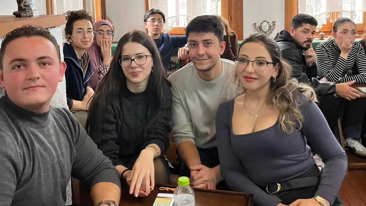 Osmaniye Vakfı'nda, Gençlerin Bilgi Yarışması Heyecanı (5)