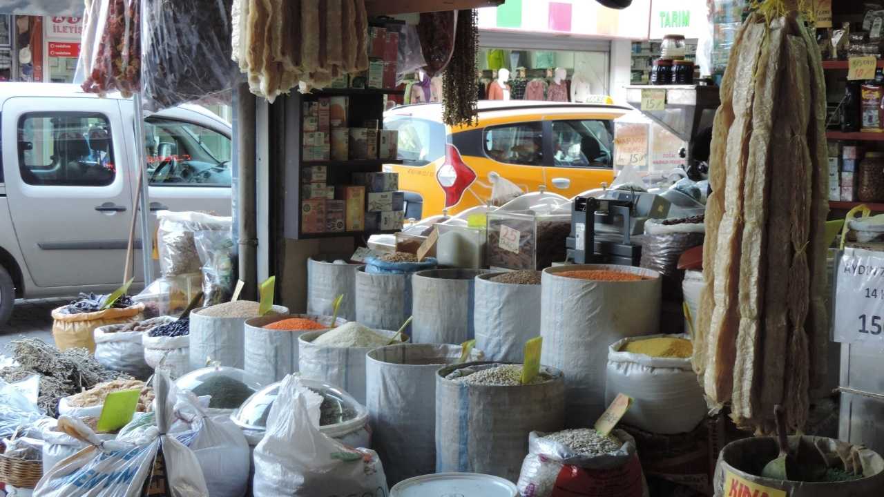 Osmaniye’de Betonlar Yükseliyor, Hatıralar Direniyor (4)