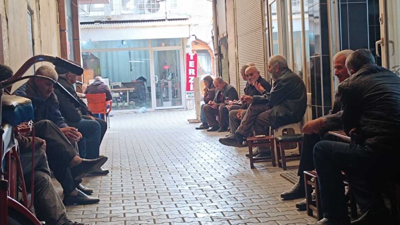 Osmaniye’de Emeklinin Son Kalesi Çay Ocakları! (5)