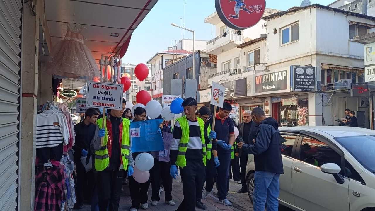 Osmaniyede Gençlerden Sigara Karşıtı Anlamlı Yürüyüş (6)