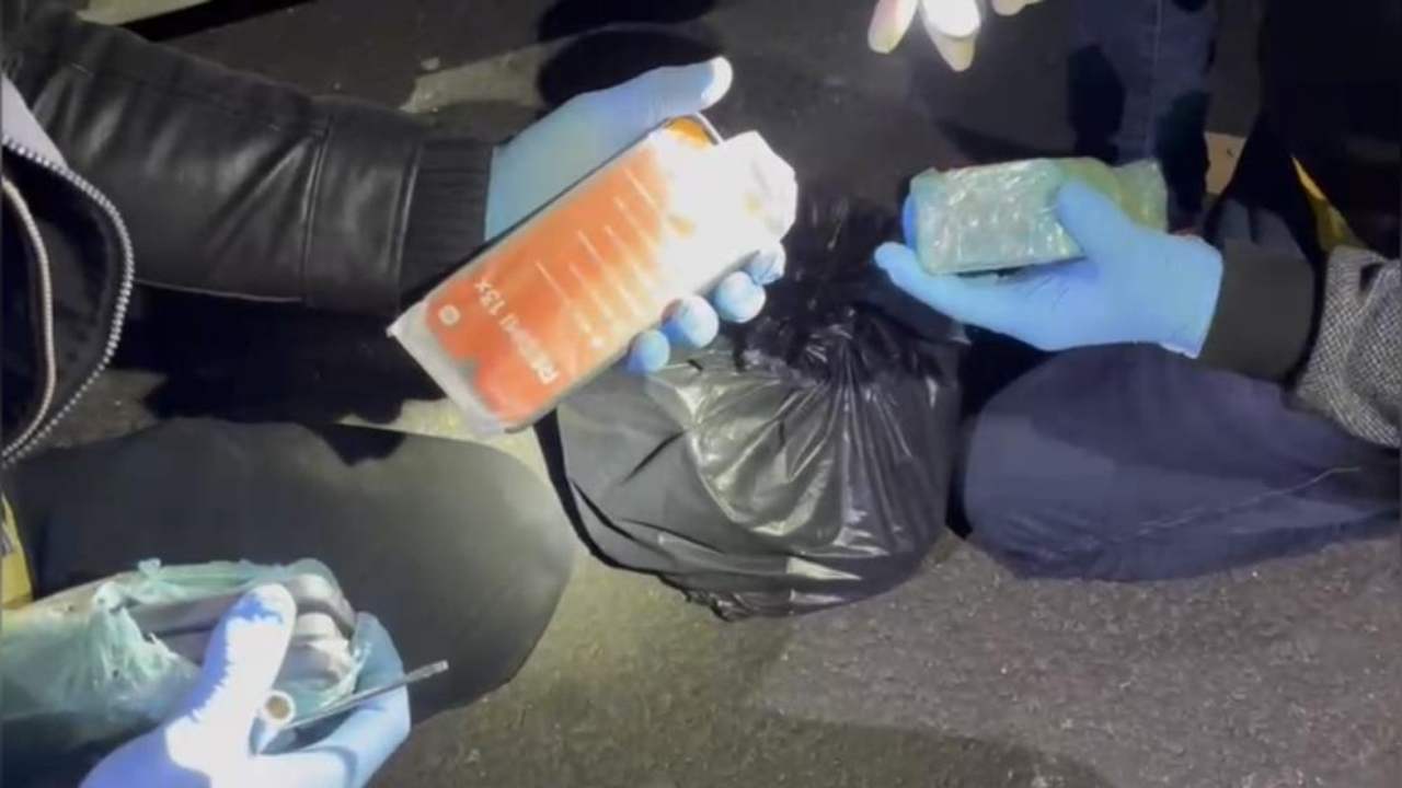 Osmaniye'de İnanılmaz Görüntüler! Yolcu Otobüsünün O Bölmesinden Çıkanları Görenler Bu Kadar Da Olmaz Dedi! (1)-1