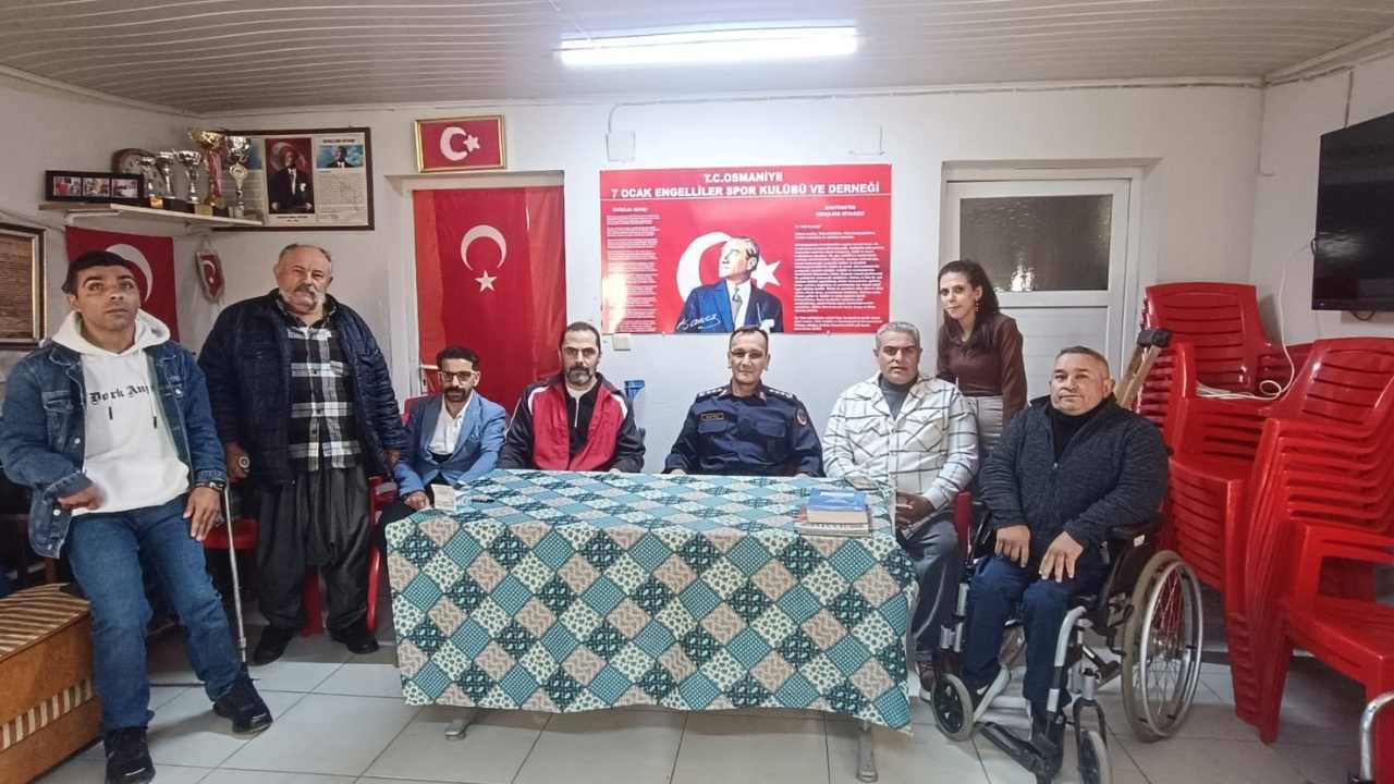 Osmaniye’de Jandarma Komutanı Albay Kaytez’den Engellilere Ziyaret 3 Aralık Dünya Engelliler Günü (3)