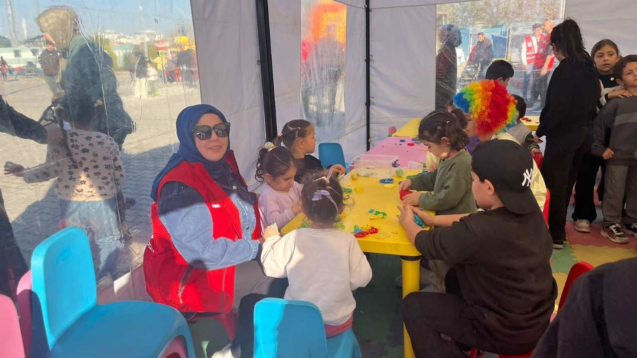 Osmaniye'de Y Şey Projesi Kapsamında Ailelere Çözüm Odaklı Destek (2)