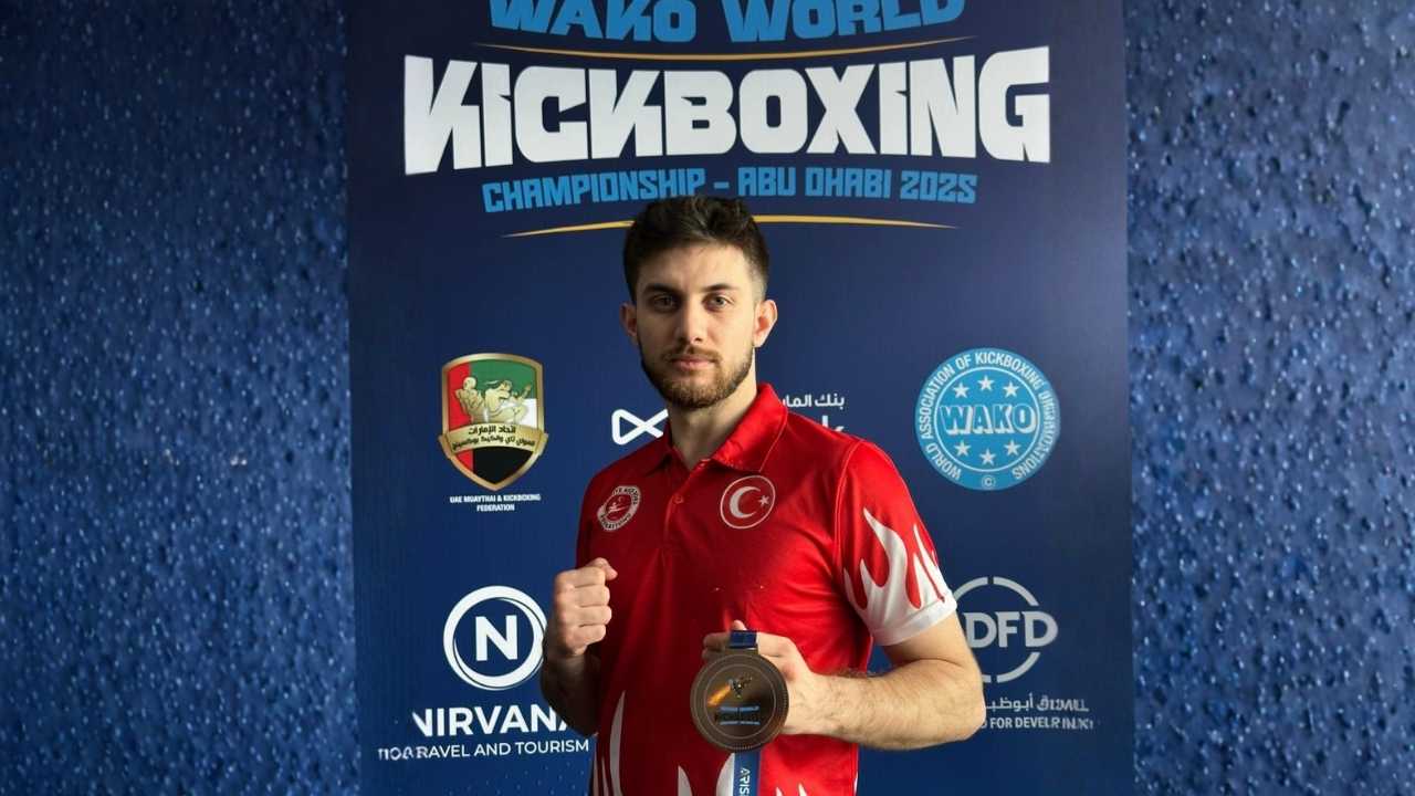 Osmaniyeli Milli Sporcu Özdemir, Abu Dhabi’de Türk Bayrağını Dalgalandırdı (2)