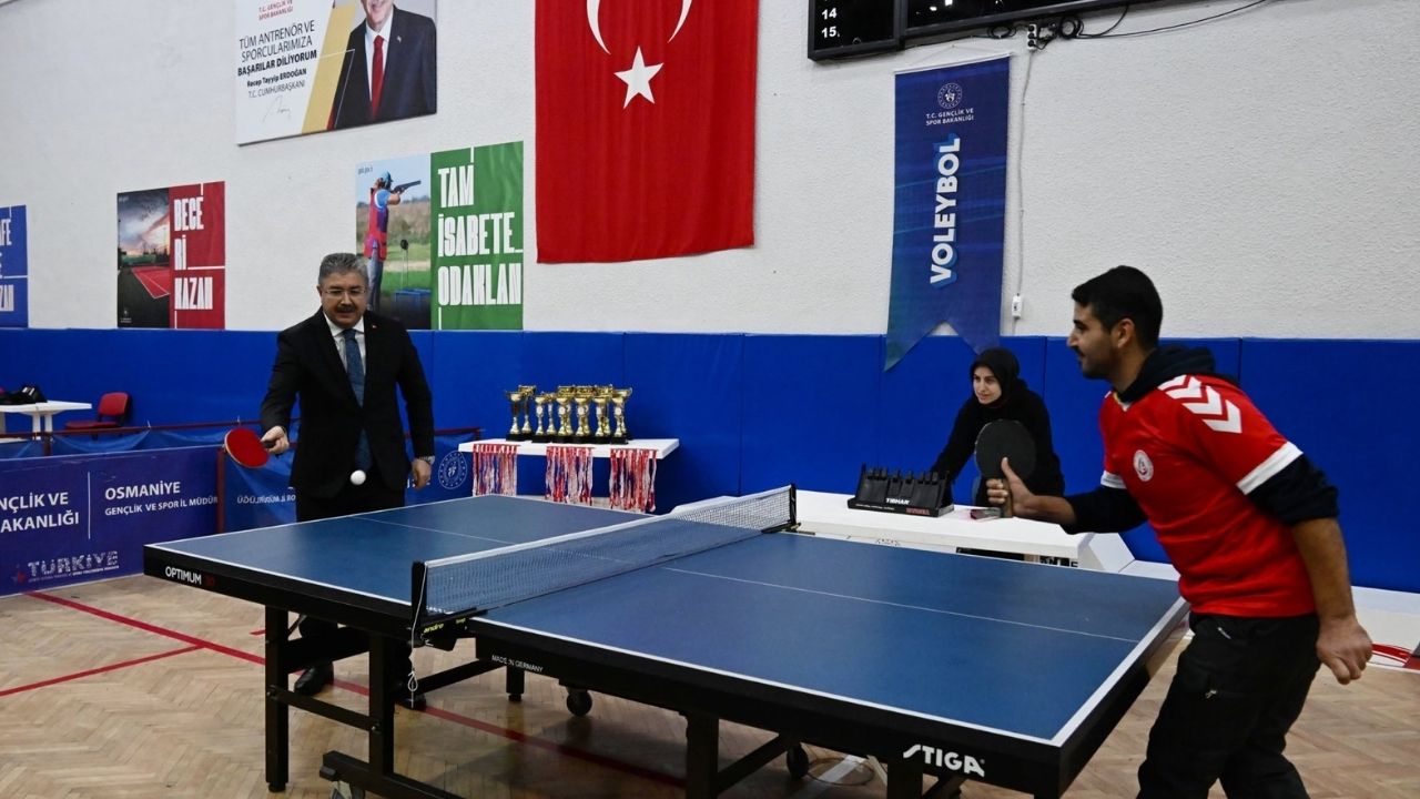 Özel Gereksinimli Bireyler Masa Tenisi Turnuvası Osmaniye’de Düzenlendi (1)