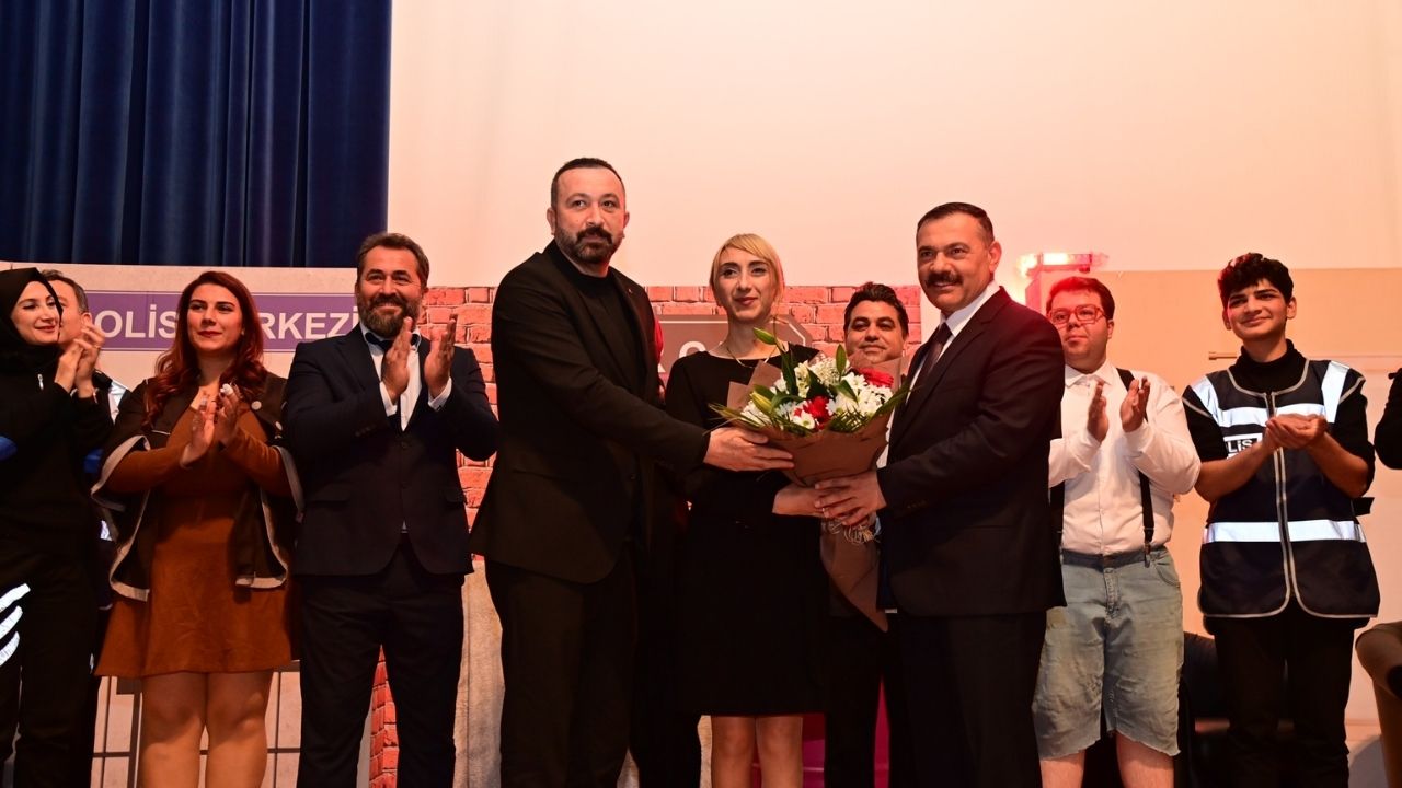 “Sevgiyle Büyüyen Fidanlar” Projesi Okü’de Tiyatro Ile Sona Erdi (4)