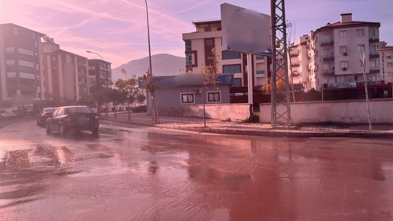 Su Taşmasına ''Sağ Olsunlar Osmaniye'de Bir Denizimiz Eksikti!'' Tepkisi (2)