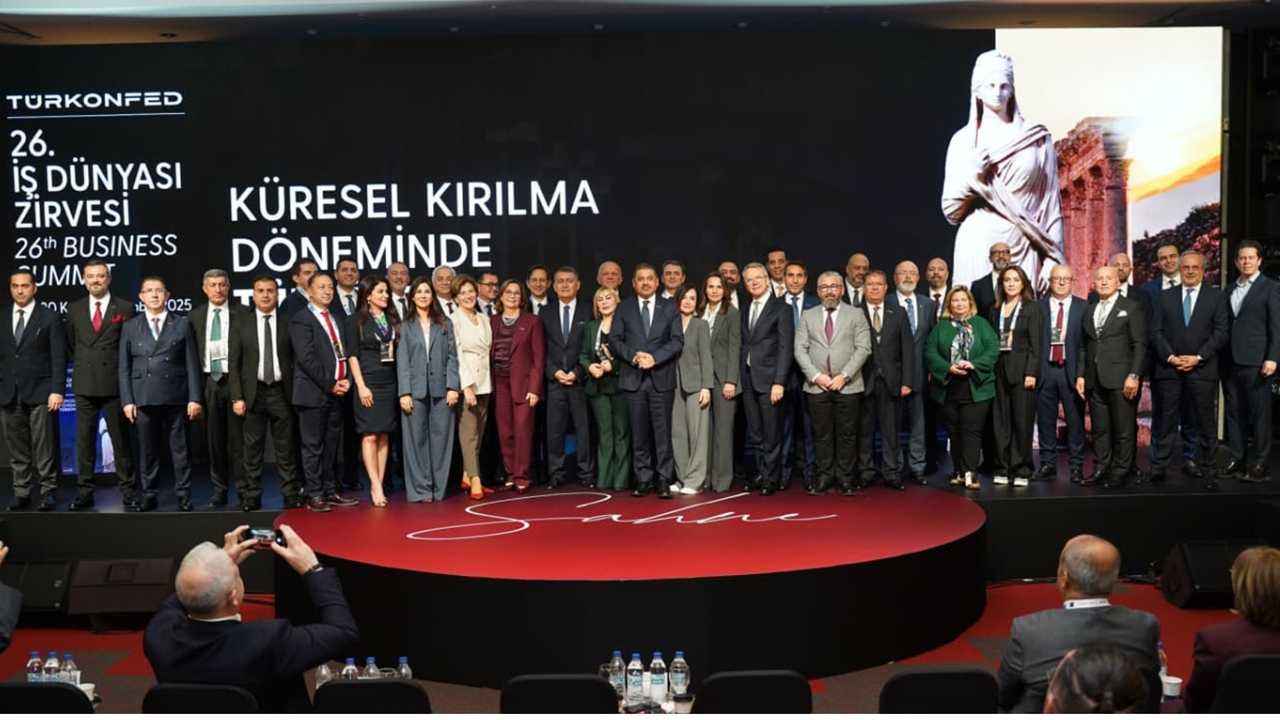 Türk İş Dünyası Konfederasyonu (Türkonfed) Yönetim Kurulu Üyesi Ve Derya Grup Yönetim Kurulu Başkanı H
