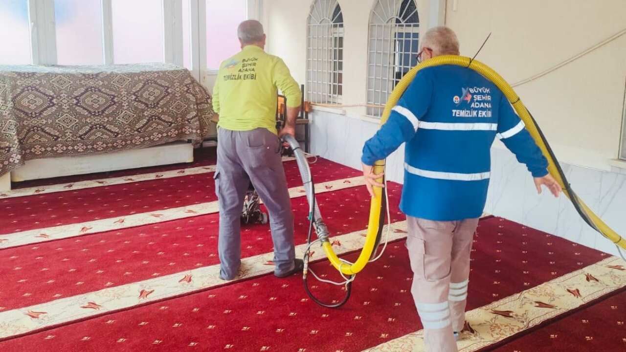 Yumurtalık Belediyesinden Camilere Temizlik Adana Büyükşehir (4)