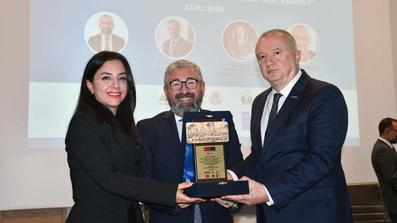 Adana Yeşil Dönüşümle Dünyaya Meydan Okuyor (4)