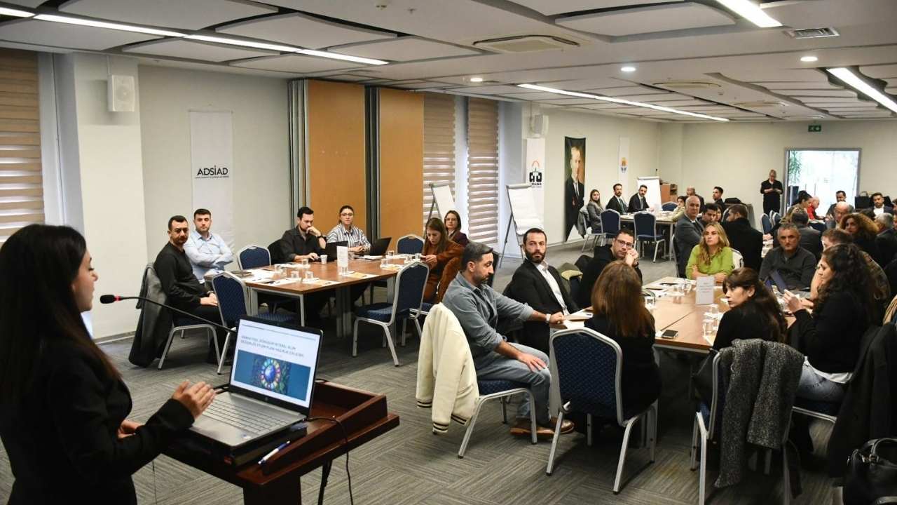 Adana Yeşil Dönüşümle Dünyaya Meydan Okuyor (5)