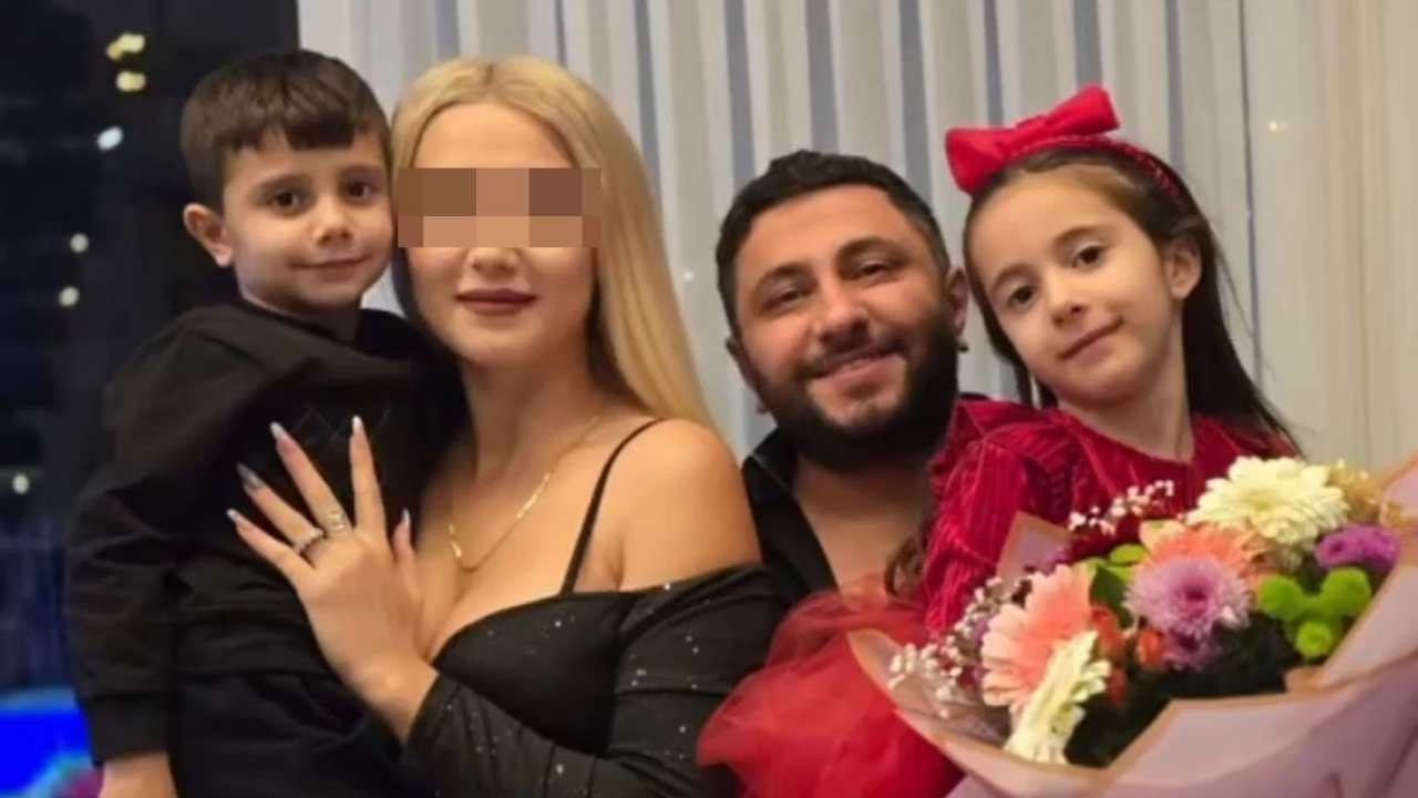 Babaları Tarafından Öldürülen Kardeşlerin Karneleri Sıralarına Çiçeklerle Bırakıldı.