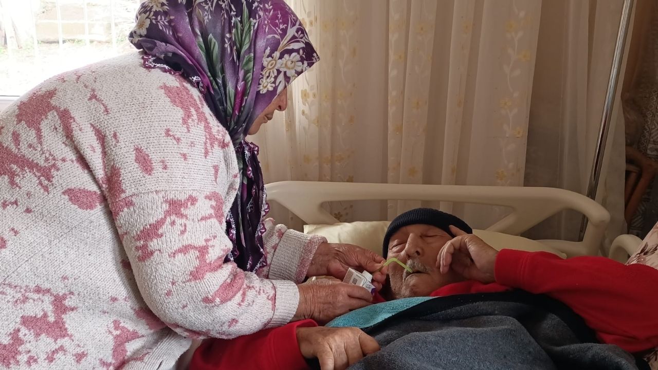 Bir İlçenin Örnek Saydığı Gizli Kahraman D. Teyze'nin İnanılmaz Vefası