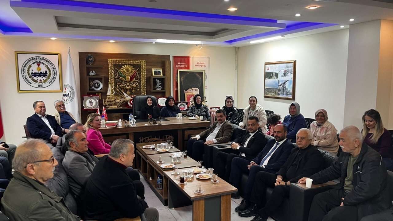 Chp Osmaniye!'De Buzlar Eriyor (1)