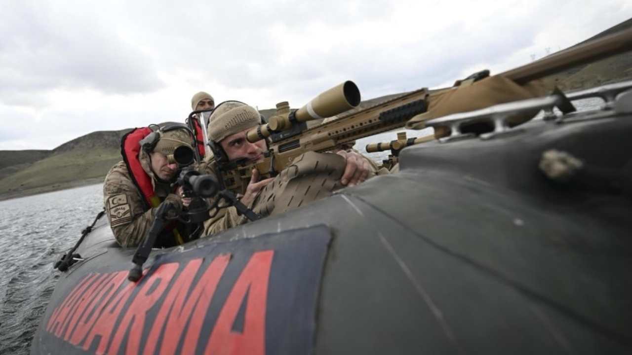 Derya Yanık Aa Yılın Kareleri Oylamasına Katıldı (3)