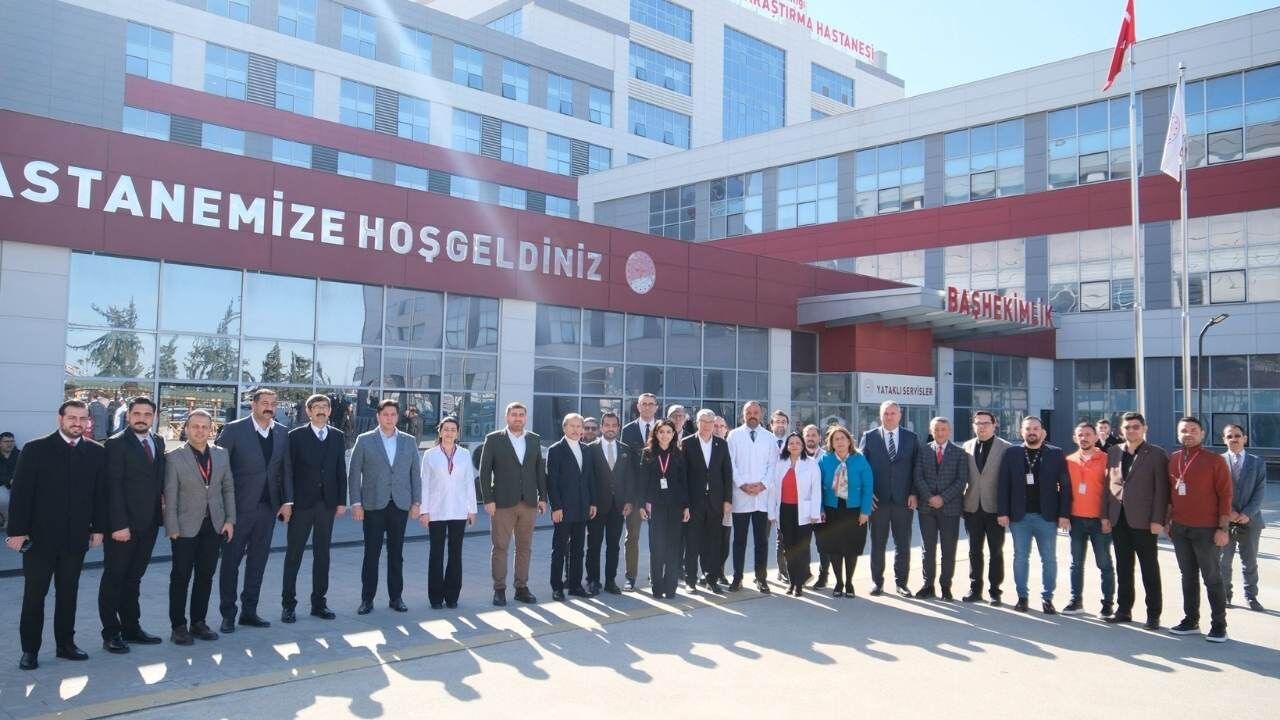 Osmaniye Araştırma Hastanesi’nde Randevu Sorunu Milletvekili Gülsoy Ve Ak Parti Teşkilatı İstişare Yaptı (3)