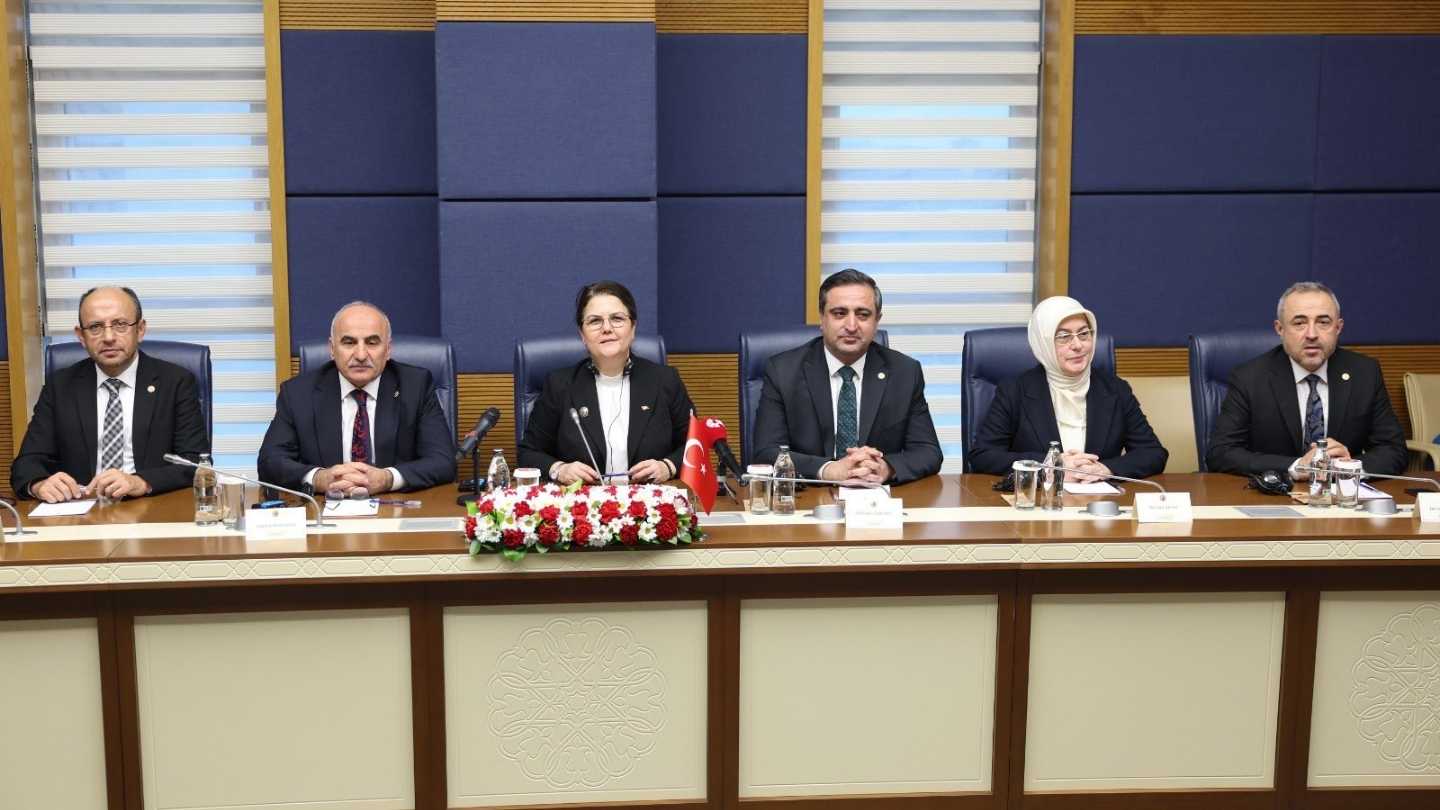 Osmaniye Milletvekili Derya Yanık Liderliğinde Kritik Zirve (5)