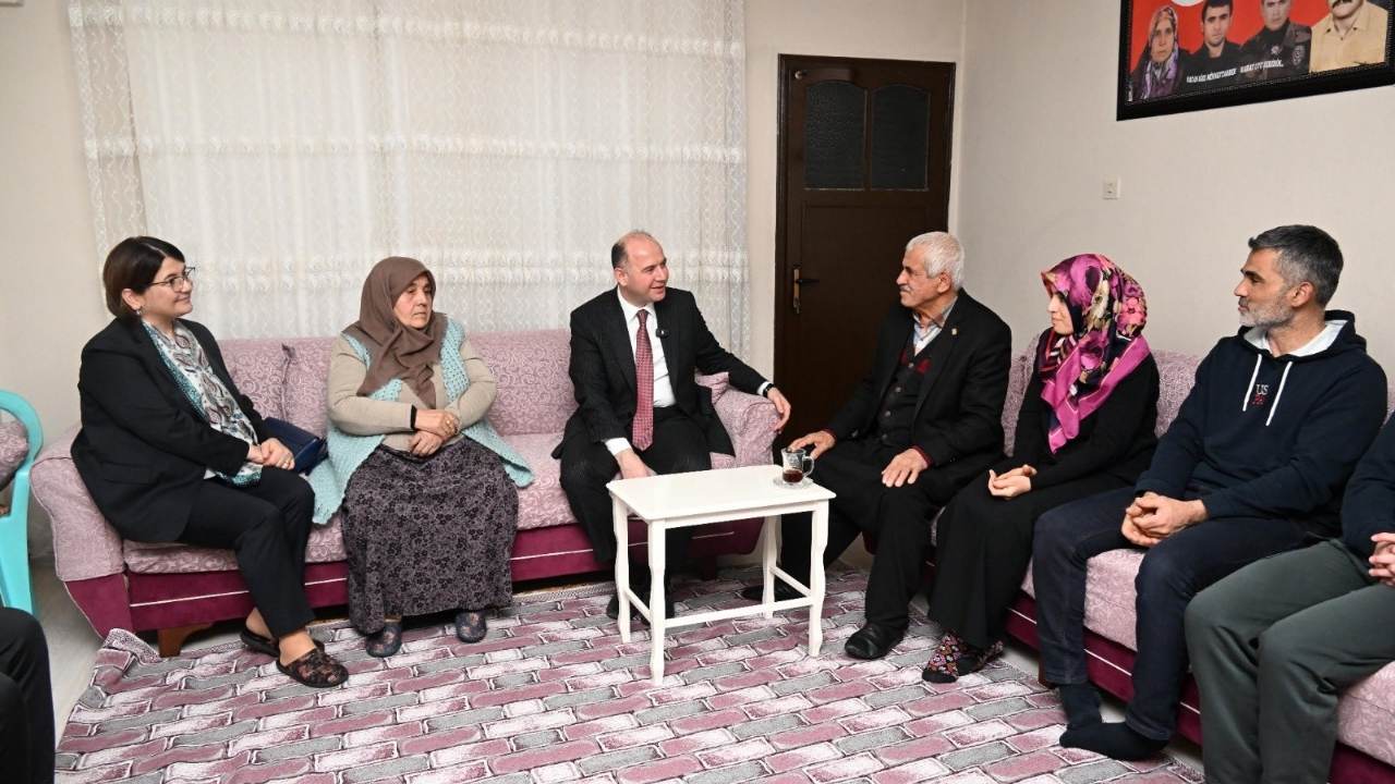 Osmaniye Valisi’nden İlk Selam Şehit Ailelerine (3)