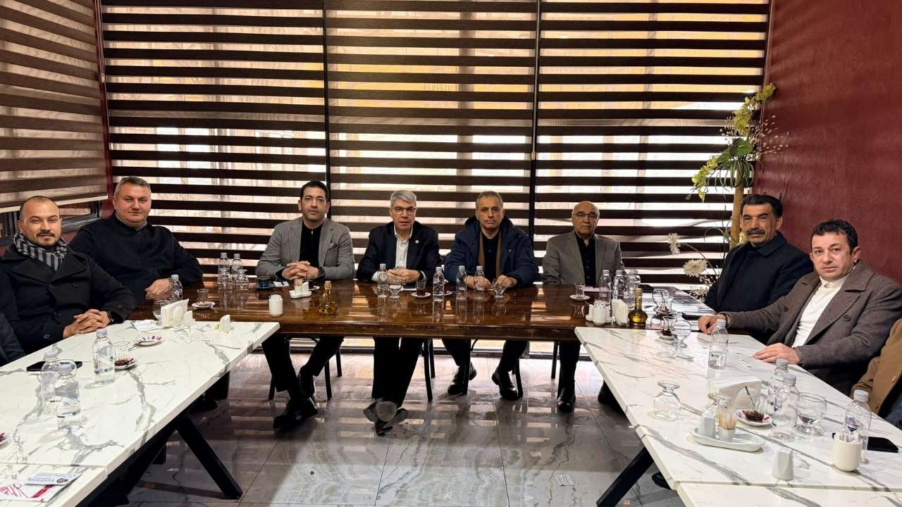 Osmaniye’de Belediyeler Ortak Akılla Yeni Projeler İçin Buluştu (1)