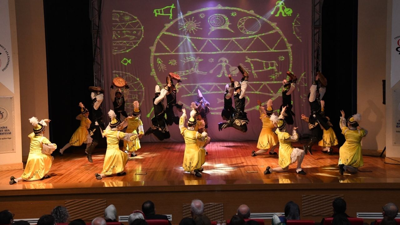 Osmaniye’de “Destanların Dansı” Gösterisi Sanatseverleri Büyüledi İşte O Kareler (3)