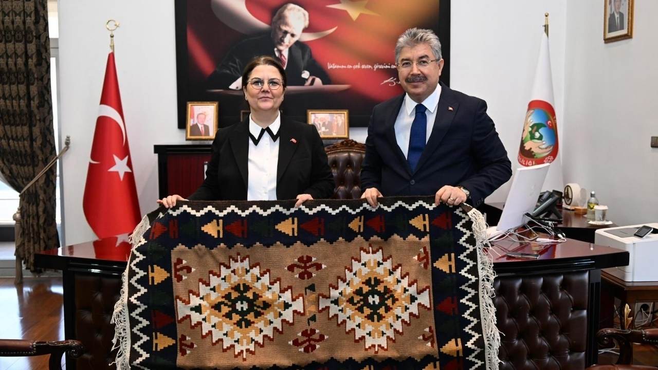 Osmaniye'de Gönüllerde İz Bırakan Veda Milletvekili Yanık’tan Vali Yılmaz’a Ziyaret (1)