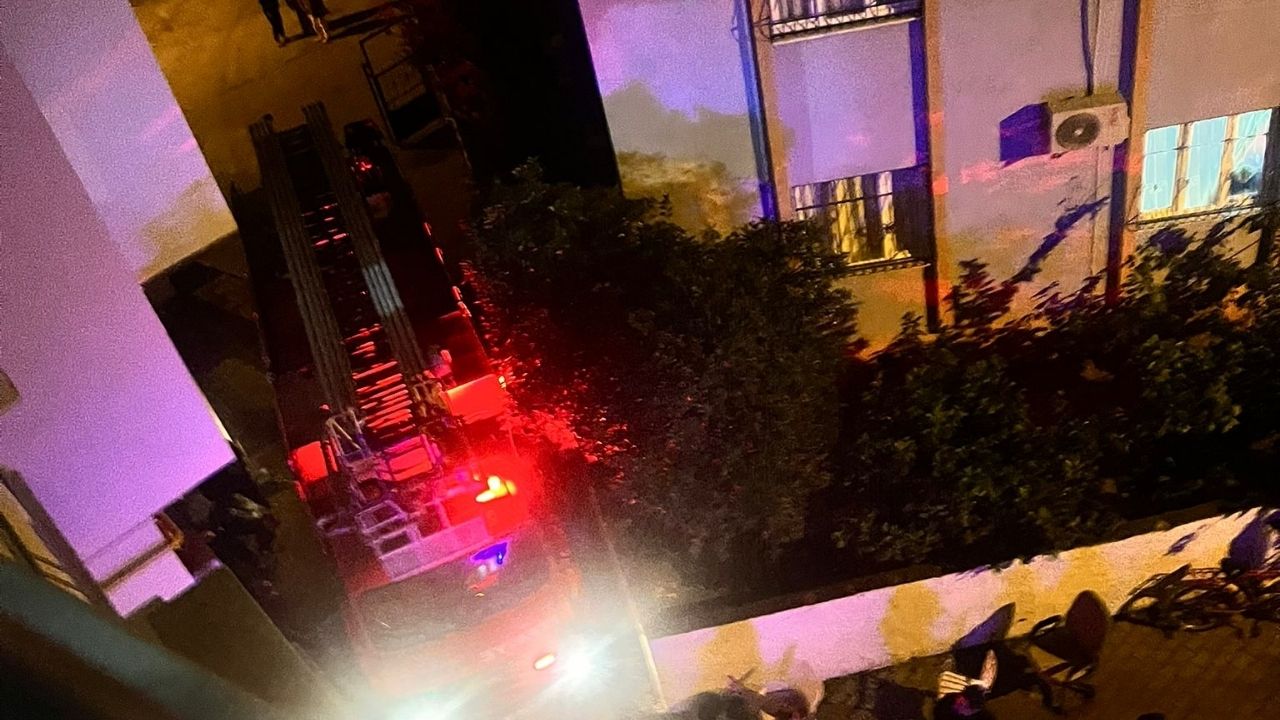 Osmaniye'de Korkutan Dakikalar Saniyelerle Yarışırken 'Yol' Engeline Takıldılar! (1)