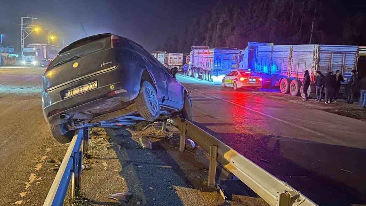 Payas’ta Refüje Çıkan Otomobilin Sürücüsü Yaralandı (1)