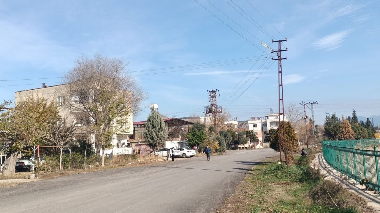 Toprakkale’de 10 Gündür Yanmayan Sokak Lambaları Tepki Çekiyor