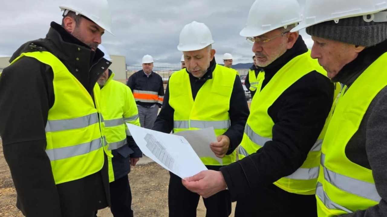 Tosyalı Holding İspanya Tesislerinde Hidrojen Boruları Ve Güne