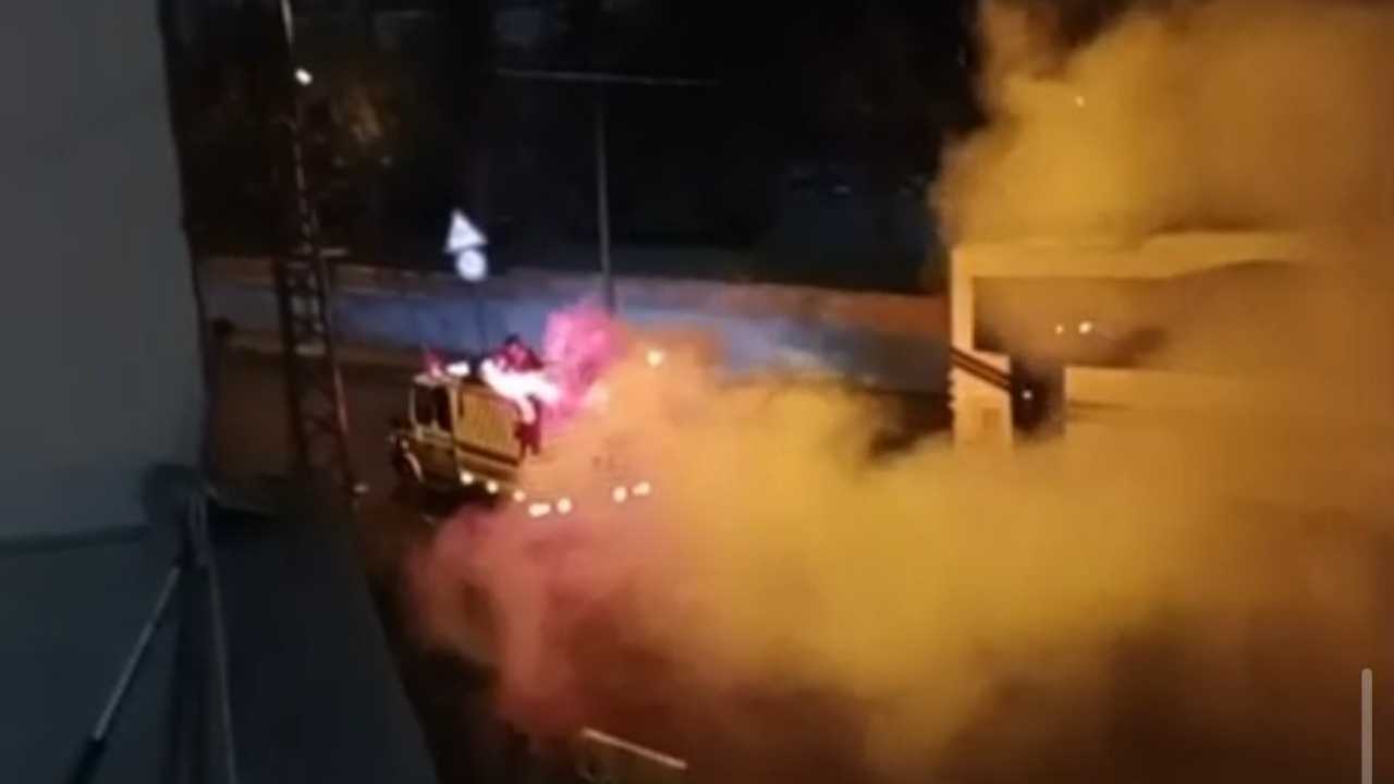 Adana’da Ilk Sahurda Meşaleli Davul Şovu (1)