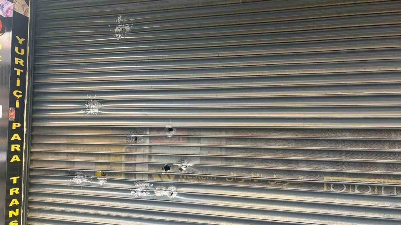 Adana’da Şantaj Ve Tehdit Şebekesi Operasyonla Çökertildi (2)