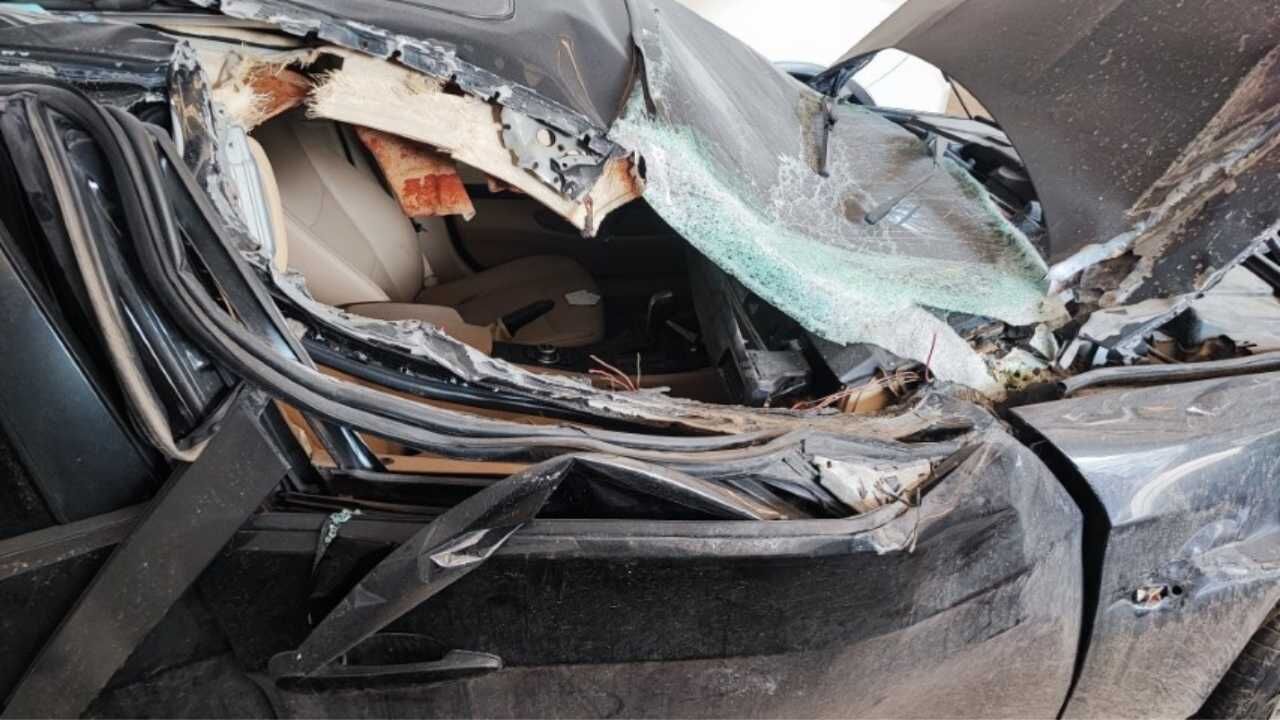 Bmw Ile Ölümden Döndü Milyonluk Otomobilin Hava Yastıkları Açılmadı Iddiası (3)