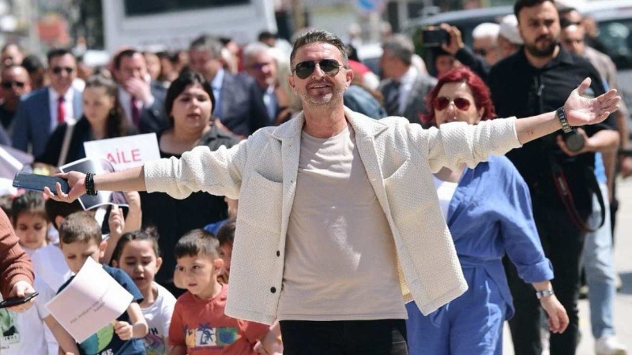 Erhan Özmen Murat Kurum Bey Mahallesi Muhtar Adayı (4)