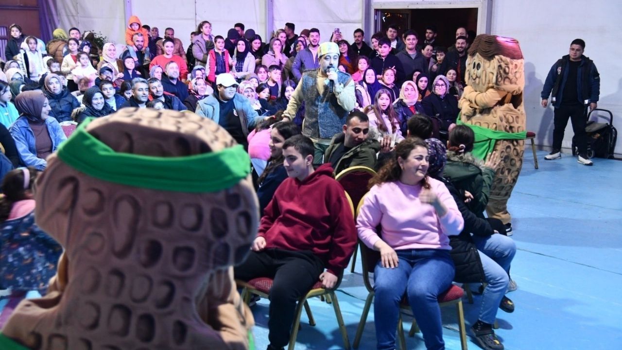 Masal Park’ta İğne Atsan Yere Düşmedi! Ramazan’ın 9. Gününde Geceye Damga Vuran Anlar