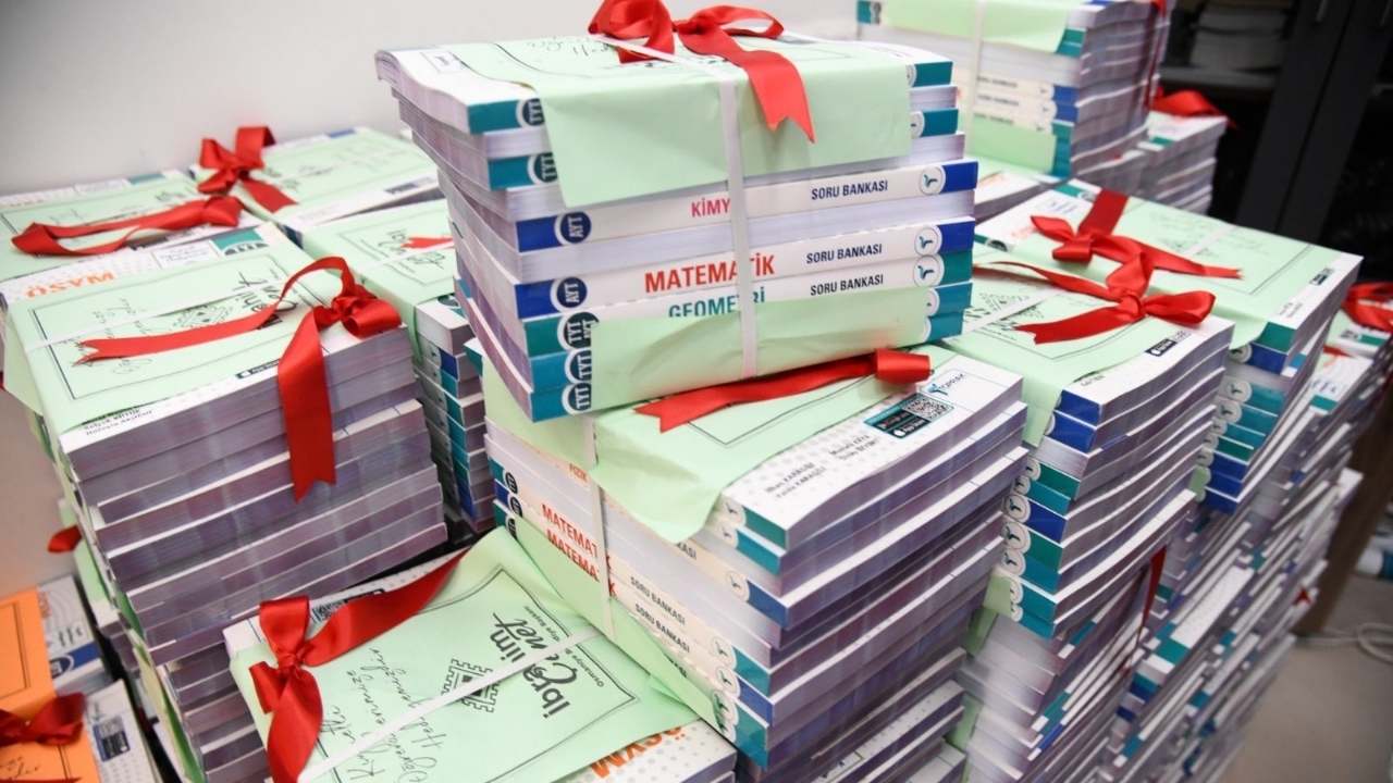 Osmaniye Belediyesi’nden Öğrencilere Büyük Hediye! (1)